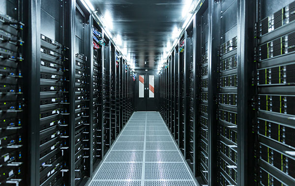 運(yùn)營商引領(lǐng)5G建設(shè)，光模塊市場量價齊升